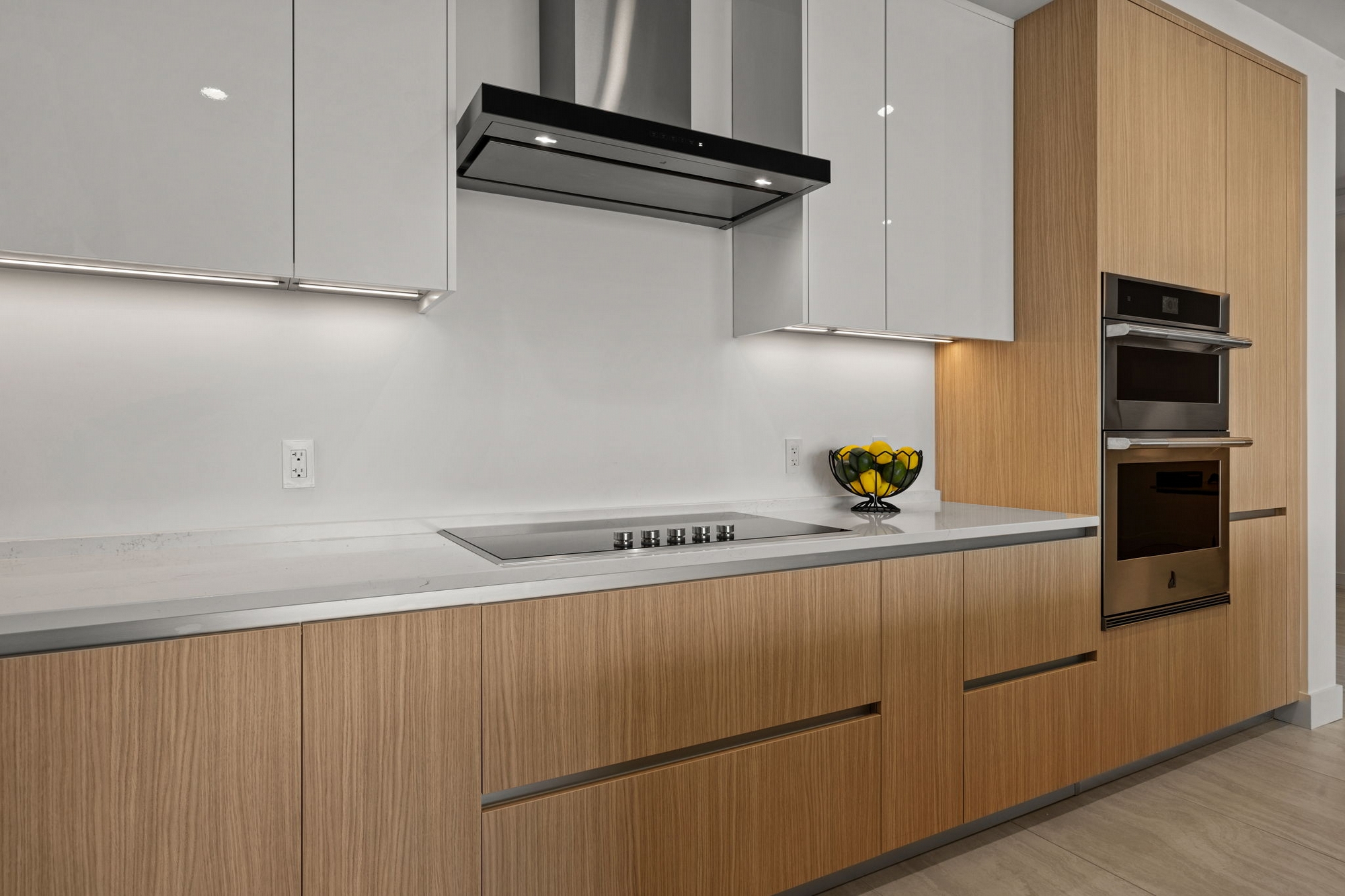 301 QUAY COMMONS UNIT 1204
