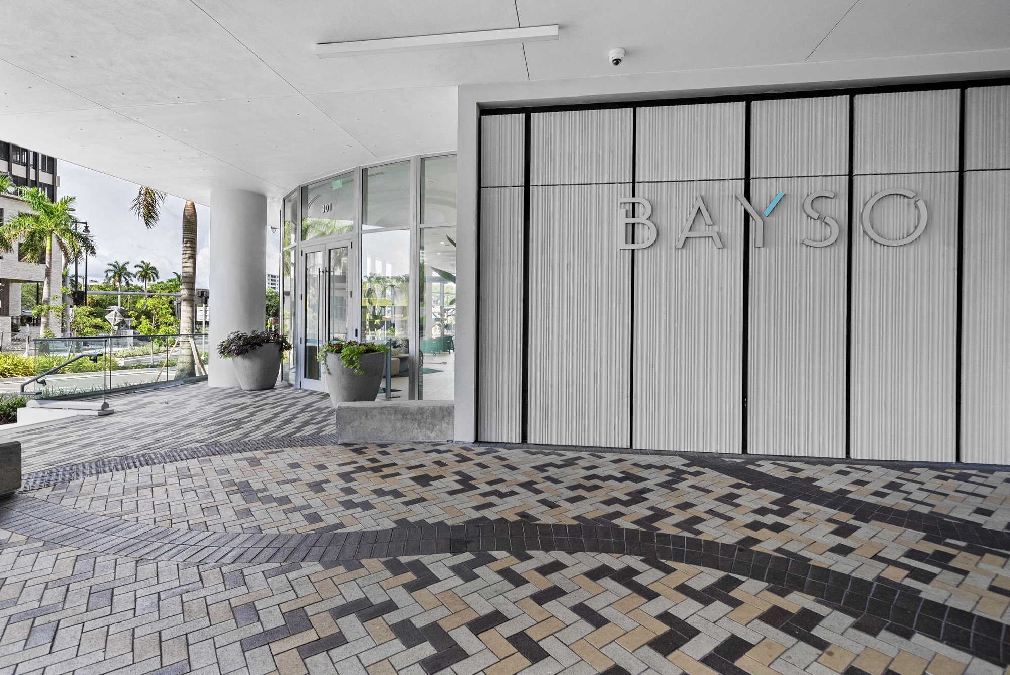 301 QUAY COMMONS UNIT 1204