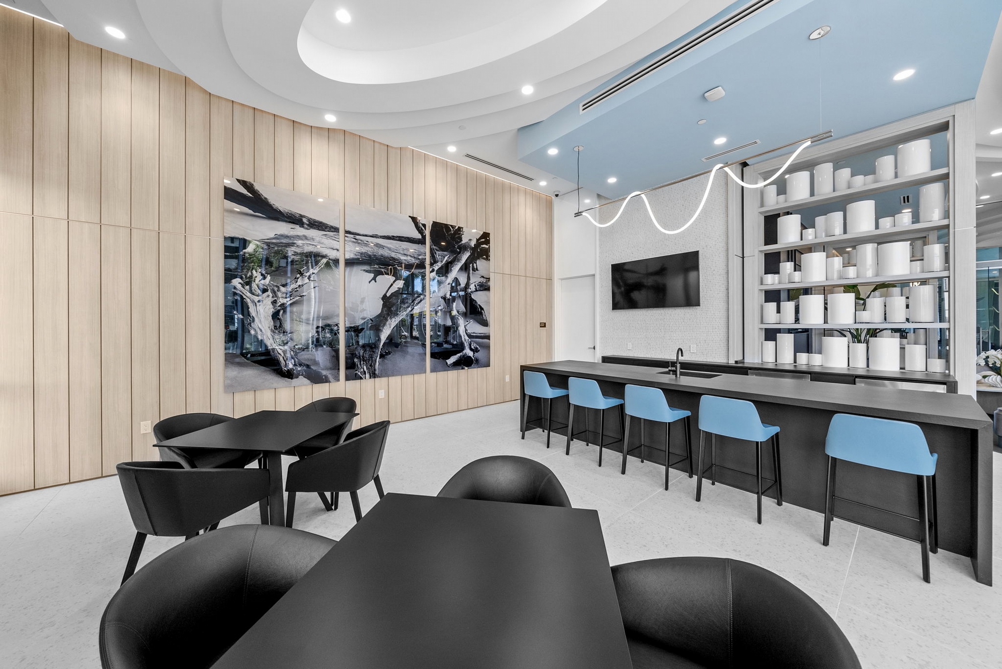 301 QUAY COMMONS UNIT 1204
