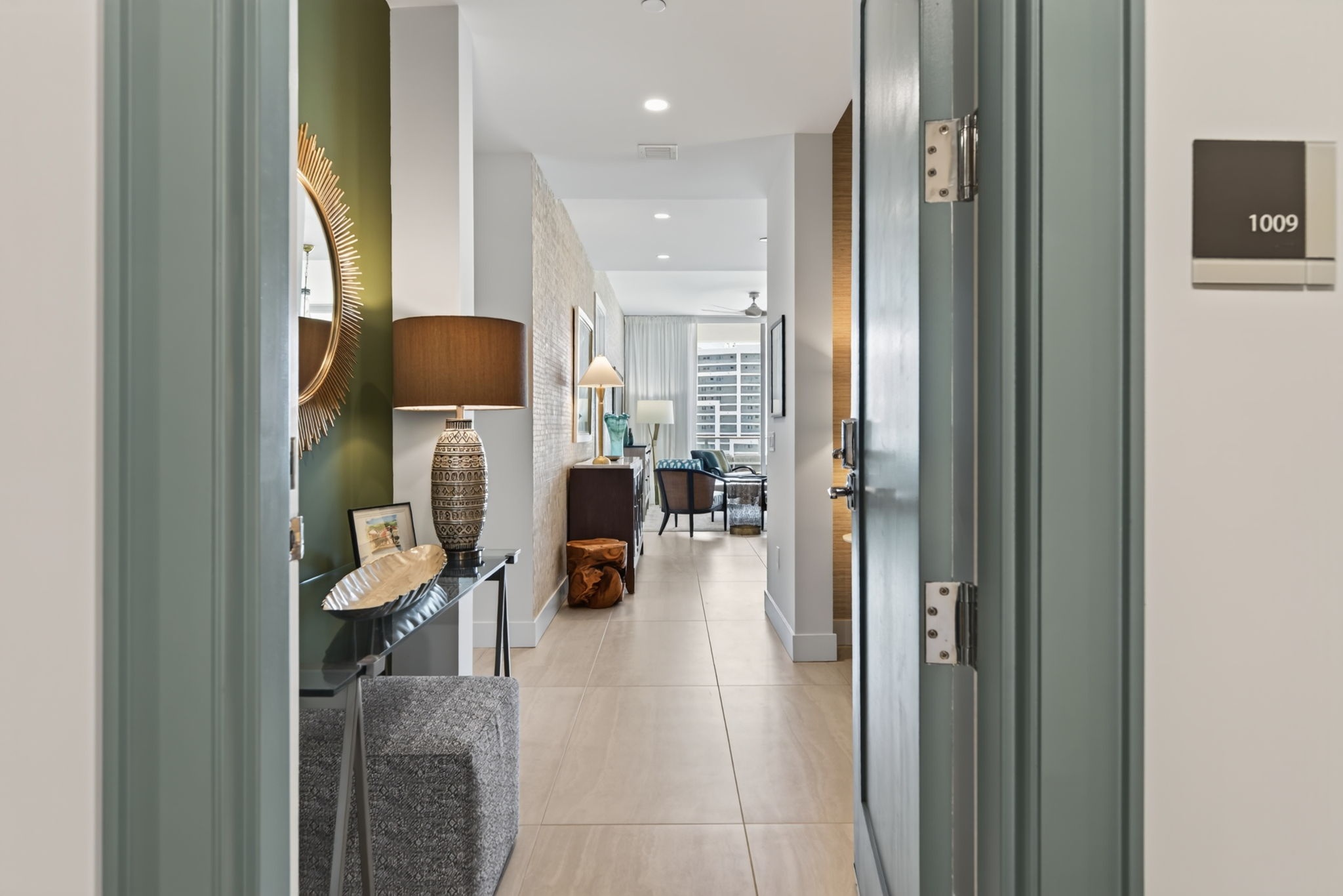 301 QUAY COMMONS UNIT 1009