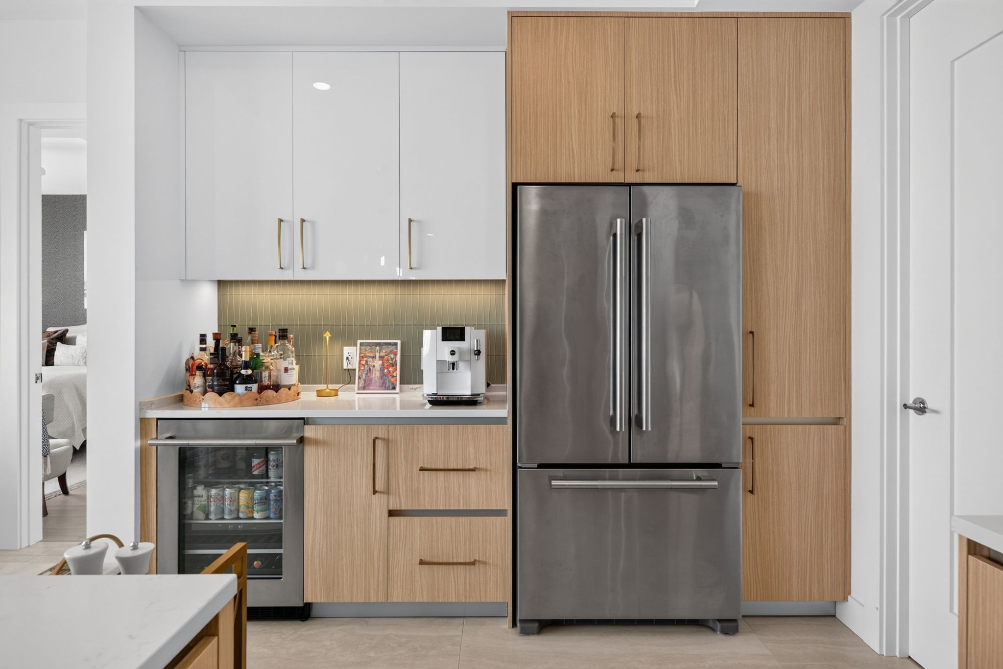 301 QUAY COMMONS UNIT 1009
