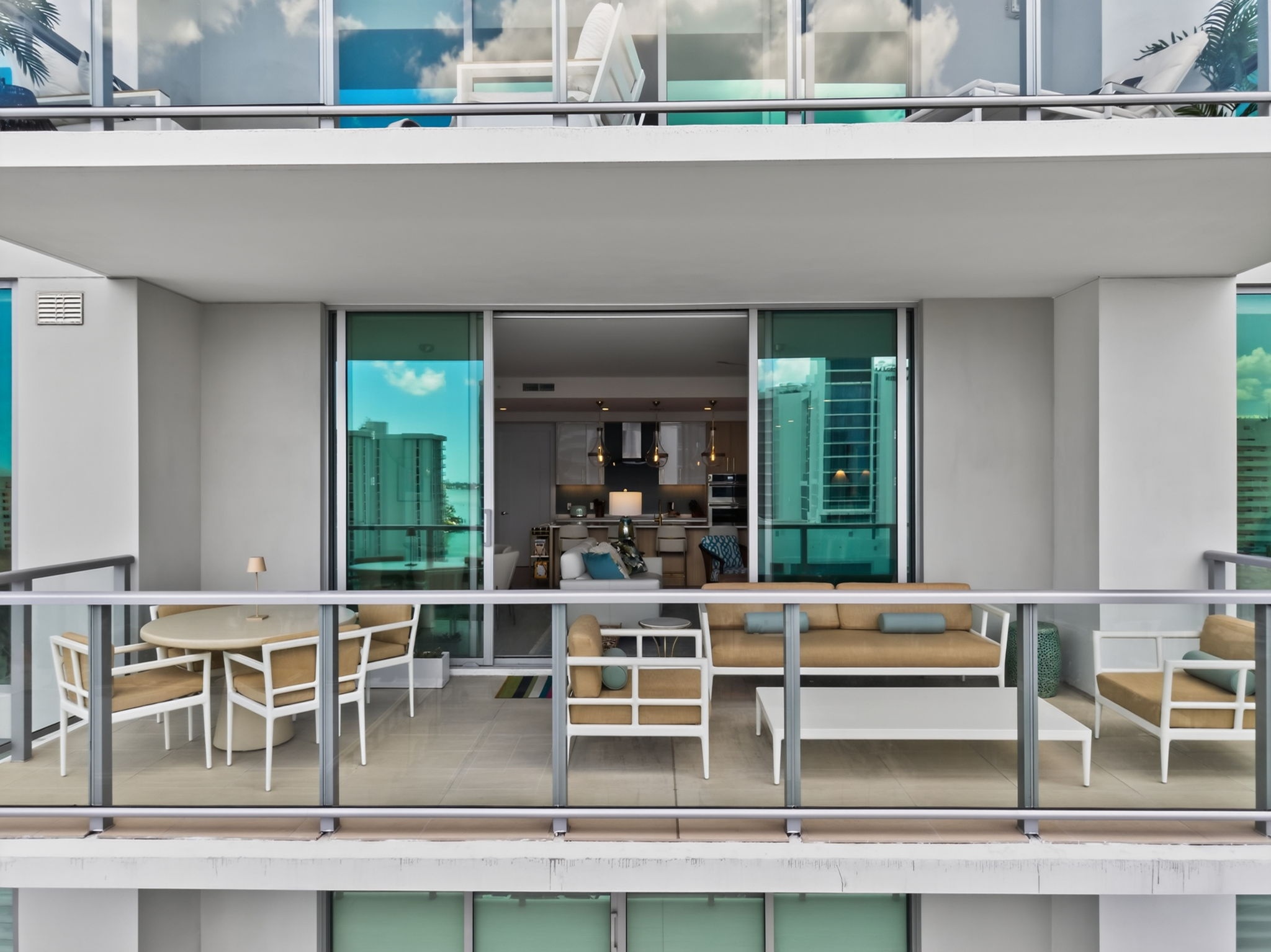 301 QUAY COMMONS UNIT 1009