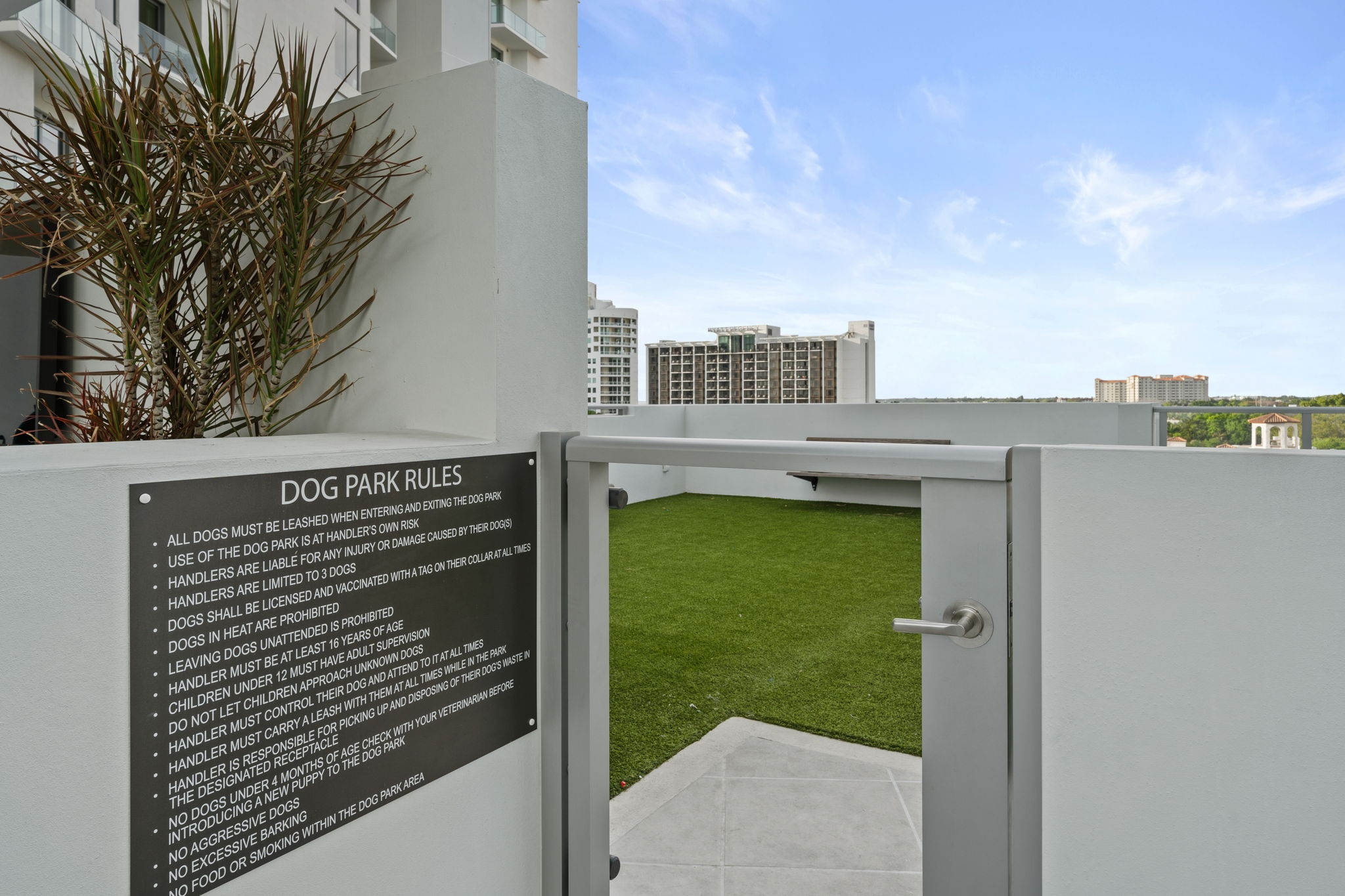 301 QUAY COMMONS UNIT 1009