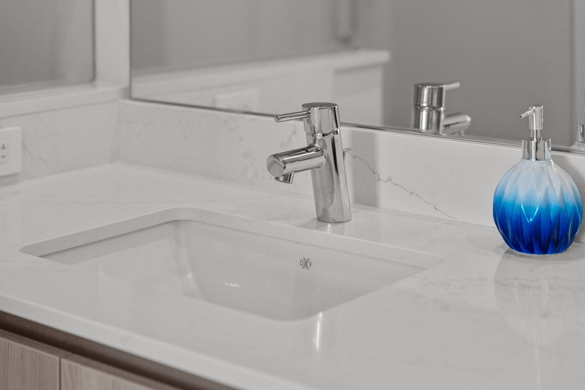 301 QUAY COMMONS UNIT 1703