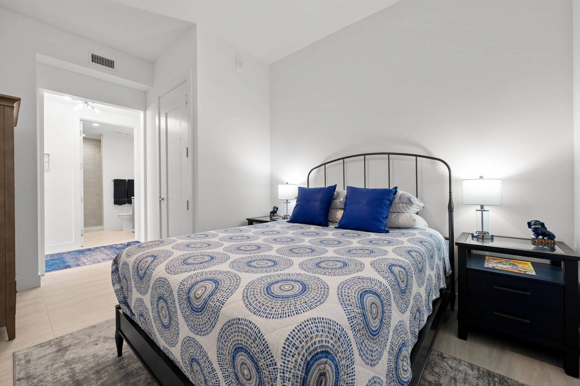 301 QUAY COMMONS UNIT 1703