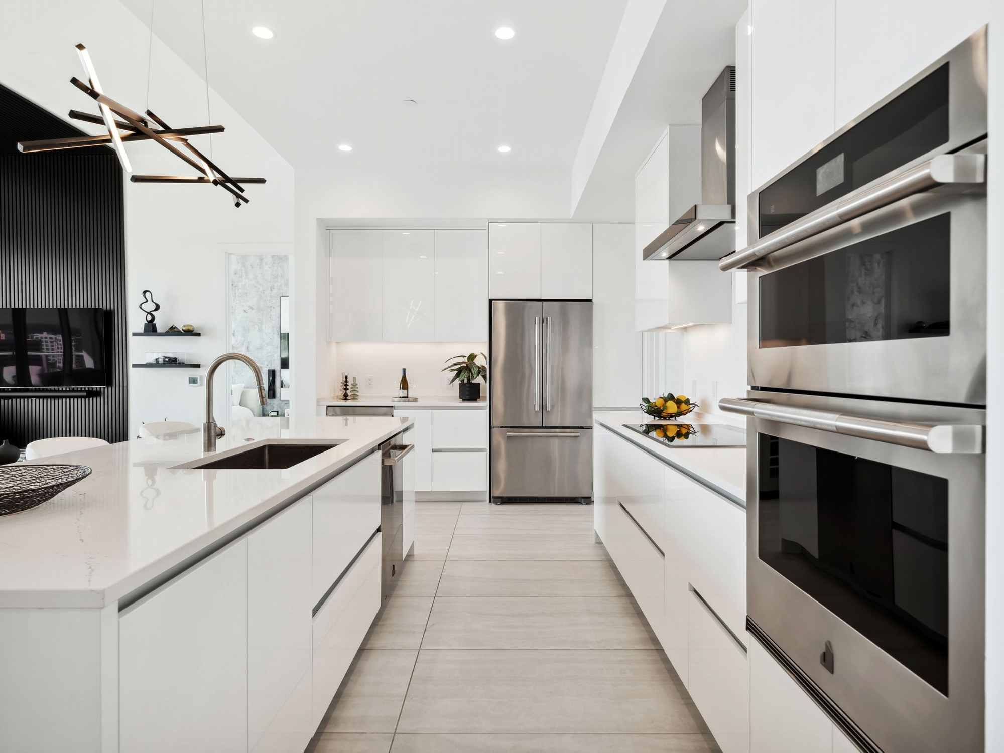 301 QUAY COMMONS UNIT 1809