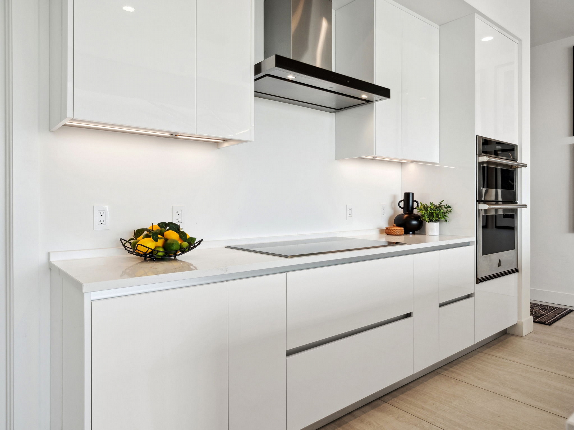 301 QUAY COMMONS UNIT 1809