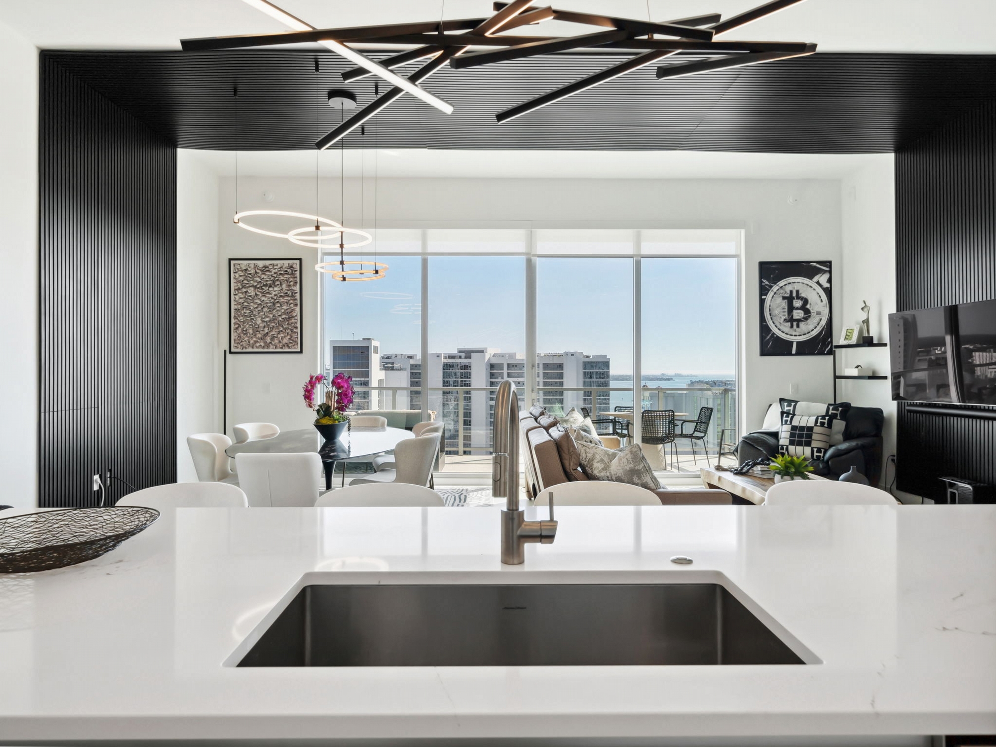 301 QUAY COMMONS UNIT 1809
