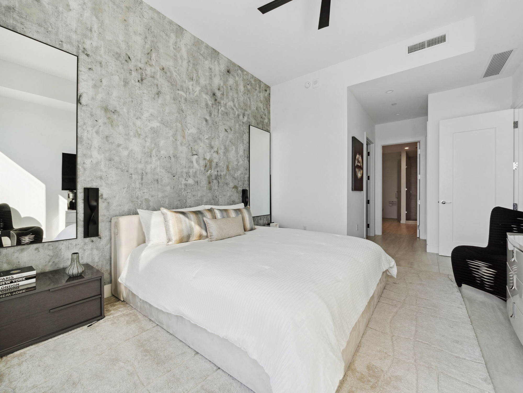 301 QUAY COMMONS UNIT 1809