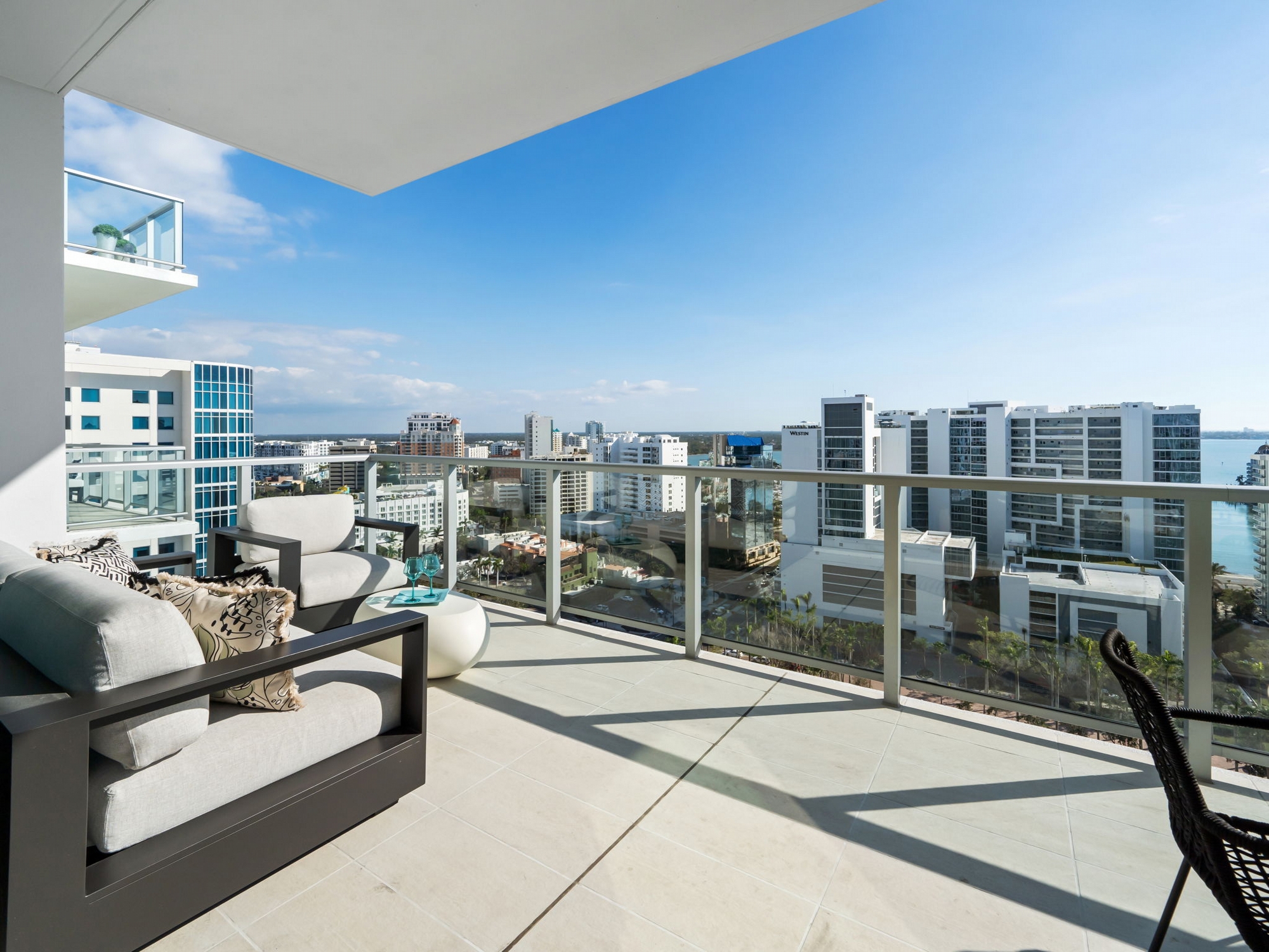 301 QUAY COMMONS UNIT 1809