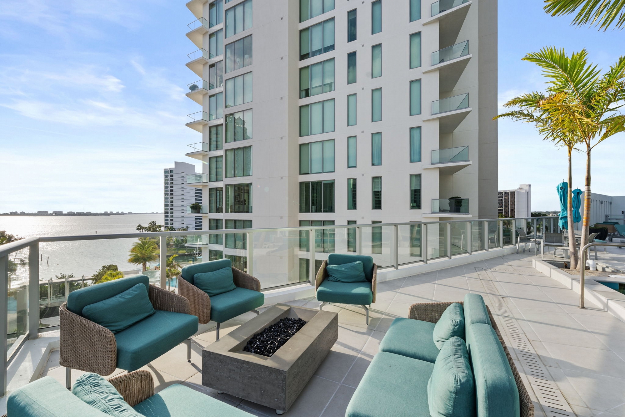 301 QUAY COMMONS UNIT 1809