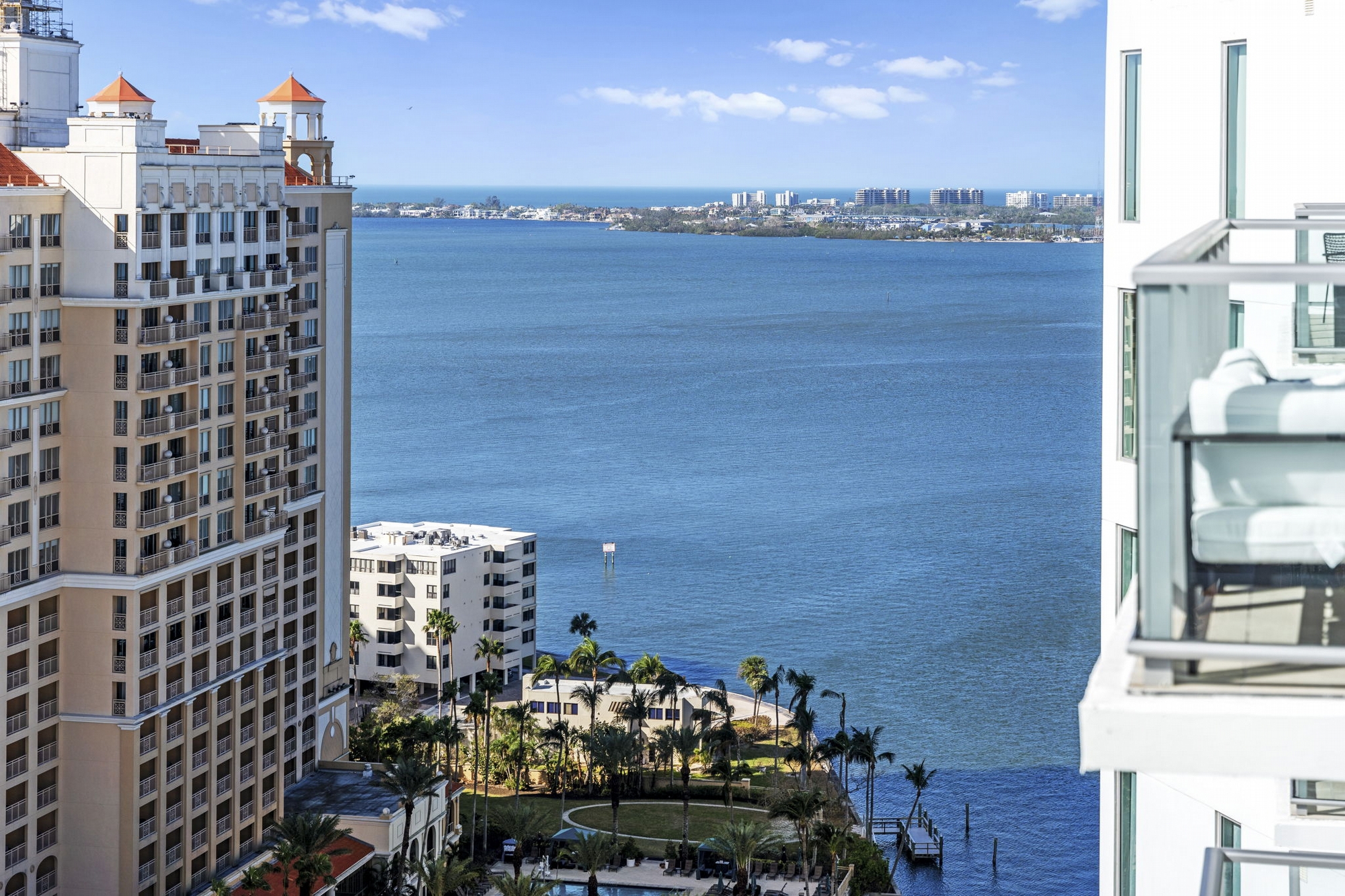 301 QUAY COMMONS UNIT 1809