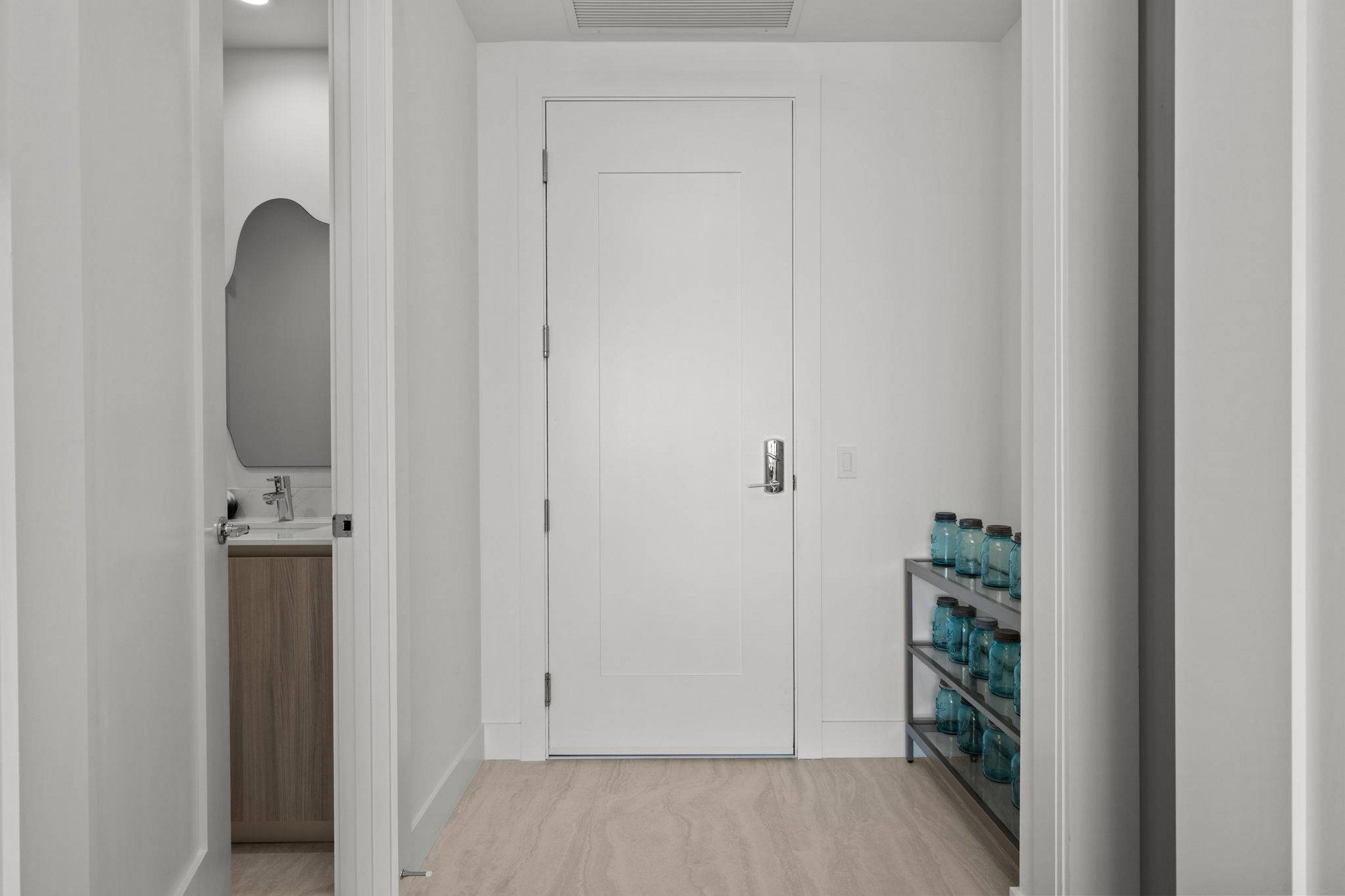 301 QUAY COMMONS UNIT 1703