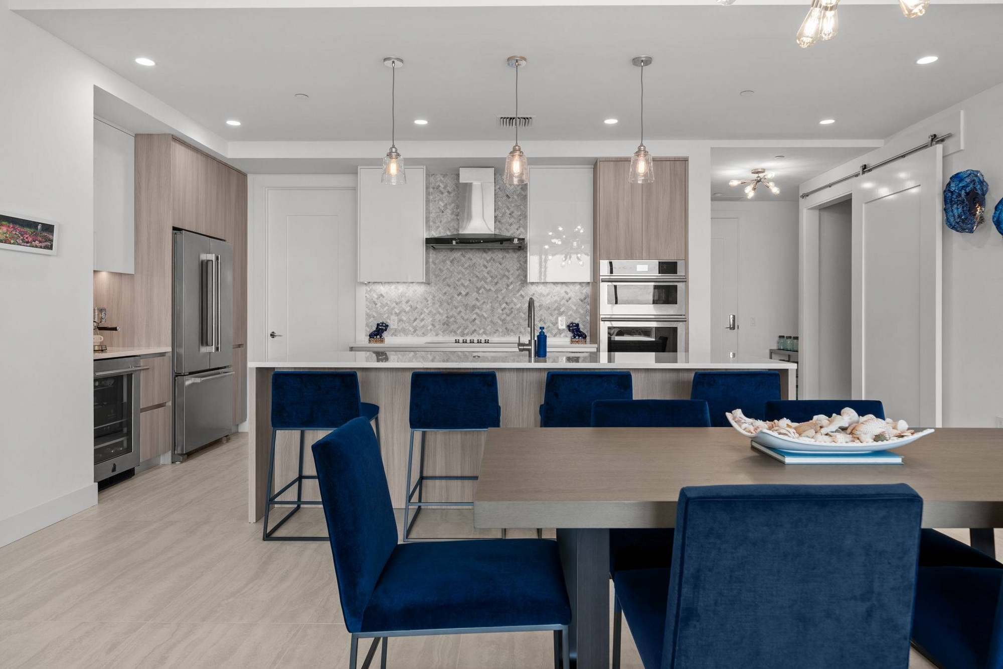301 QUAY COMMONS UNIT 1703