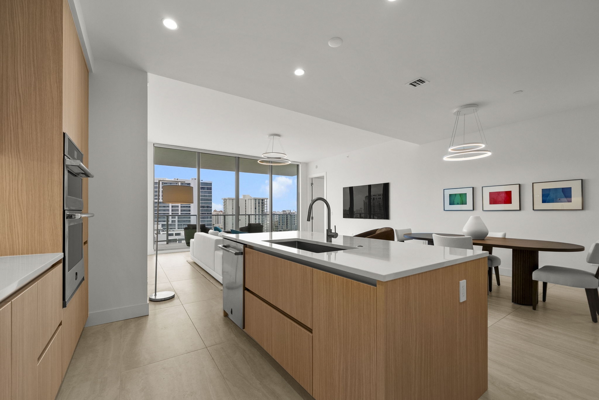 301 QUAY COMMONS UNIT 1008