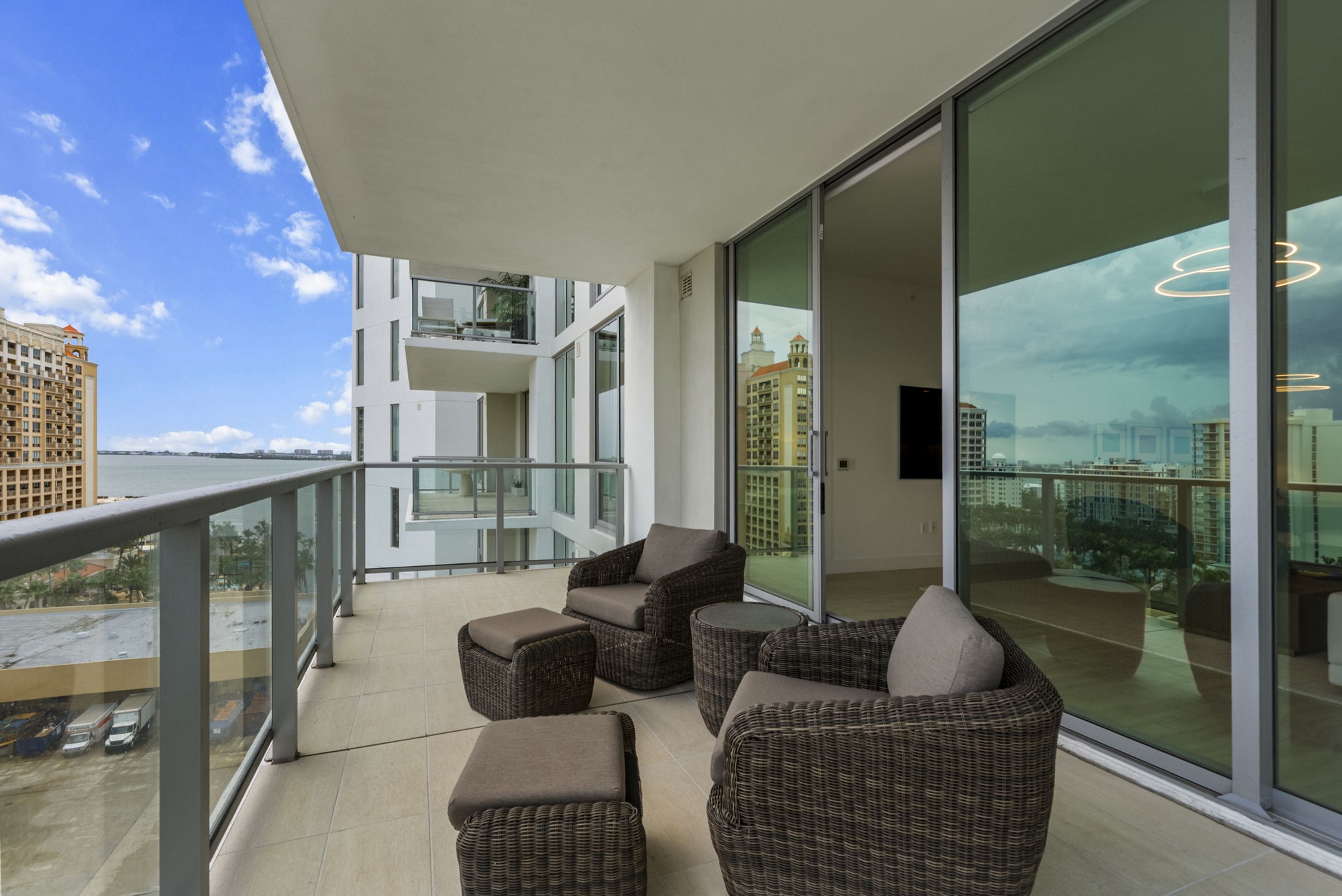 301 QUAY COMMONS UNIT 1008