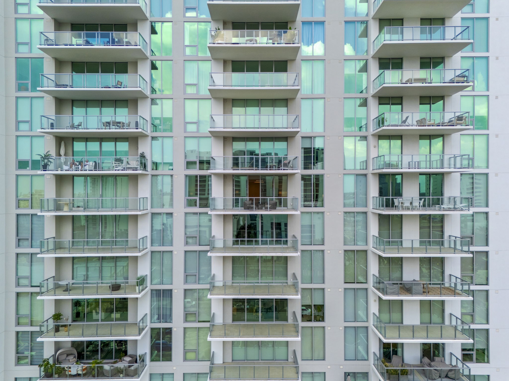 301 QUAY COMMONS UNIT 1008