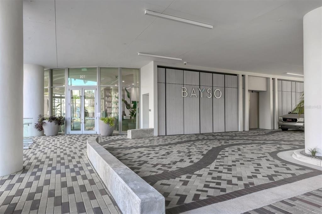 301 QUAY COMMONS UNIT 1704