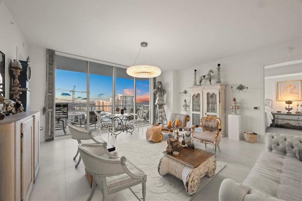 301 QUAY COMMONS UNIT 1704