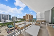 BAYSO SARASOTA CONDO