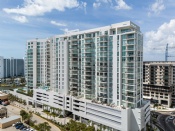 BAYSO SARASOTA CONDO