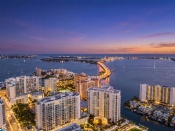 BAYSO SARASOTA CONDO